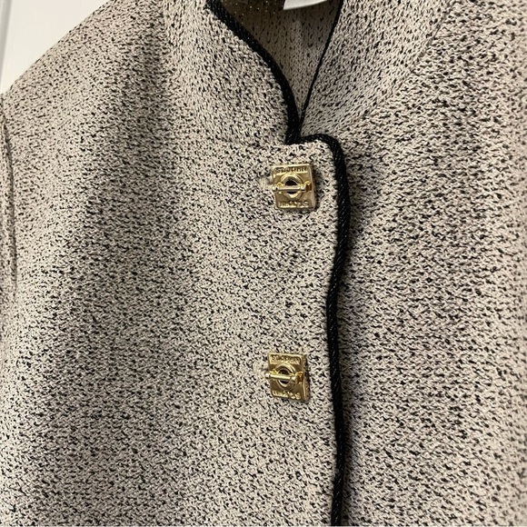 St. John Suit Jacket Blazer Short Sleeve Cream Tweed Black Specks - Picture 4 of 8
